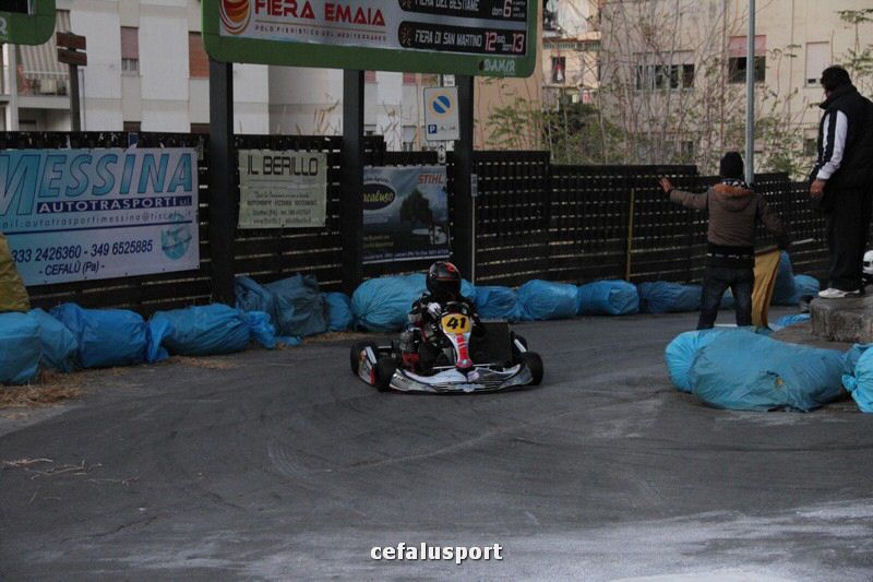 111120 sport2 455_tn.jpg